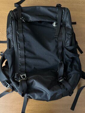 REI Trail 40 L - Mens Black Camping Hiking Backpack